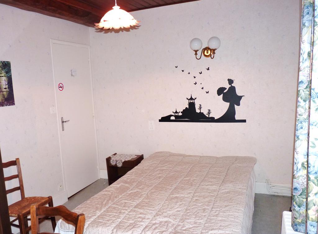 ホテル La Maison De Cure Domecy-sur-Cure エクステリア 写真