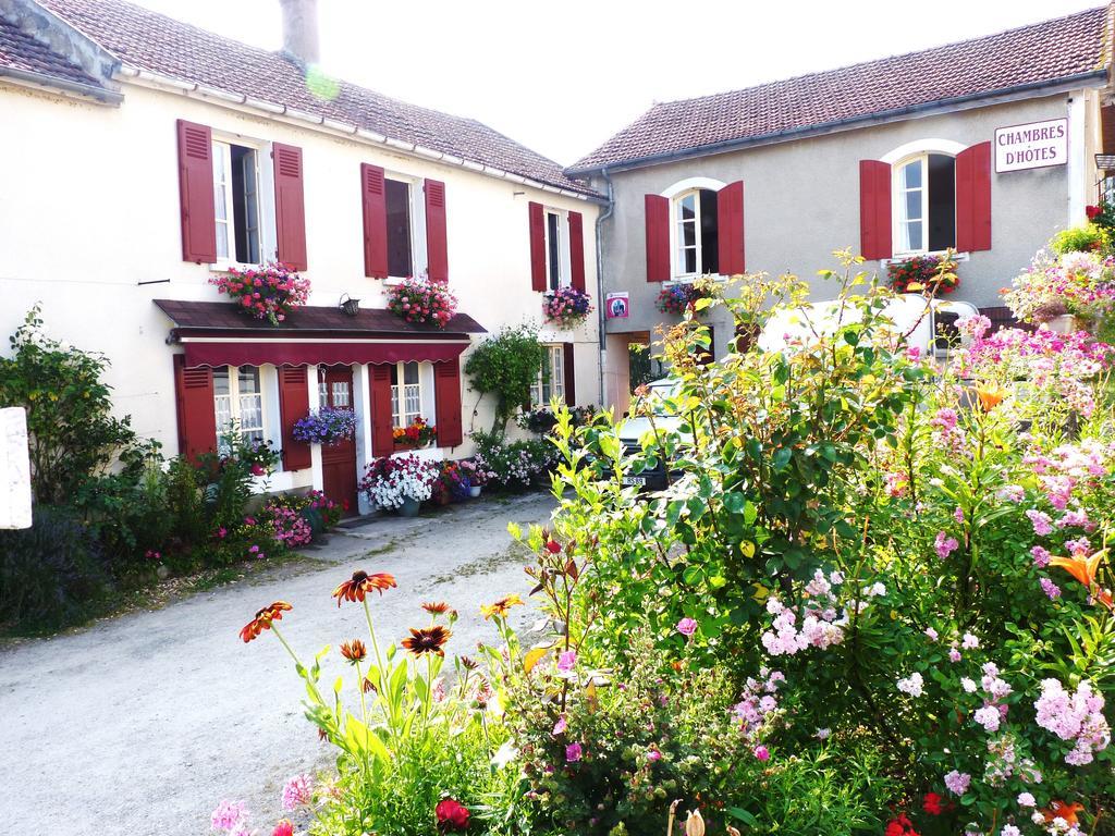 ホテル La Maison De Cure Domecy-sur-Cure エクステリア 写真