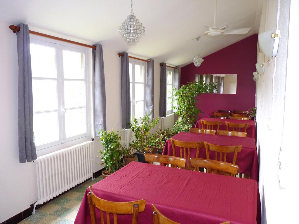 ホテル La Maison De Cure Domecy-sur-Cure エクステリア 写真
