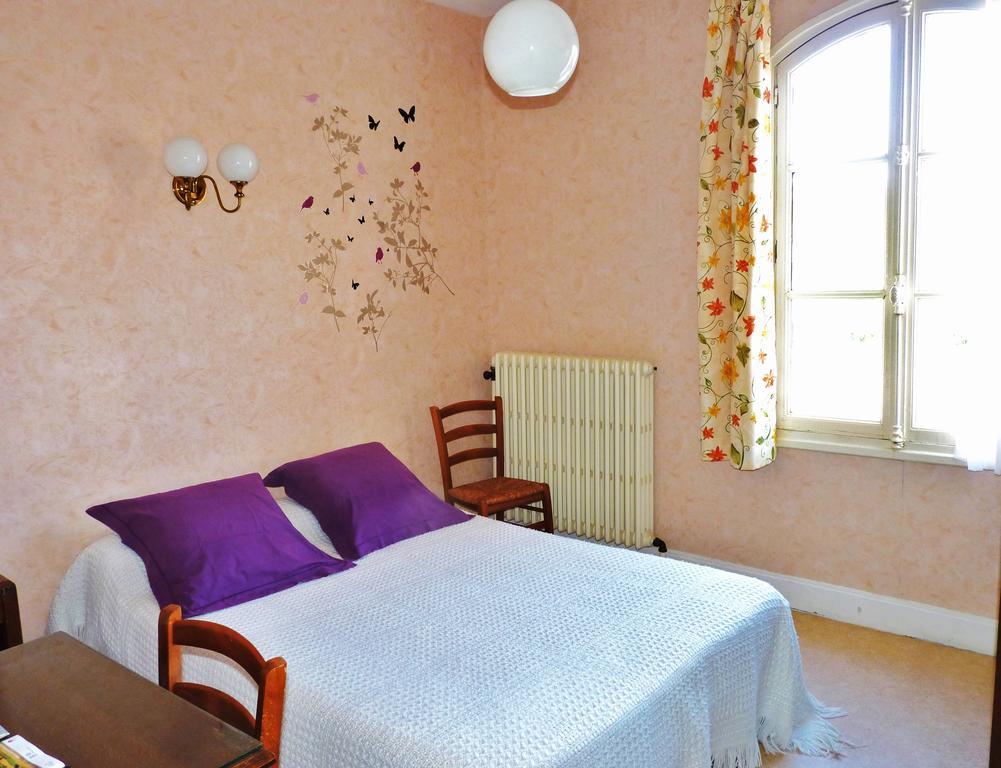 ホテル La Maison De Cure Domecy-sur-Cure エクステリア 写真
